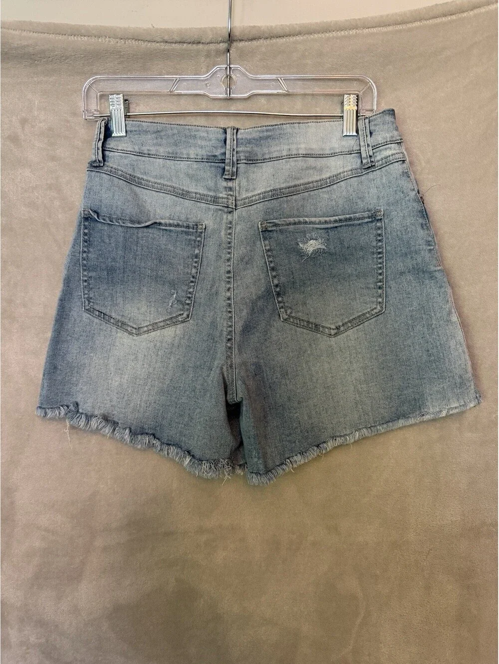 REWASH Shorts denim size 9/29 vintage reunion destressed light denim